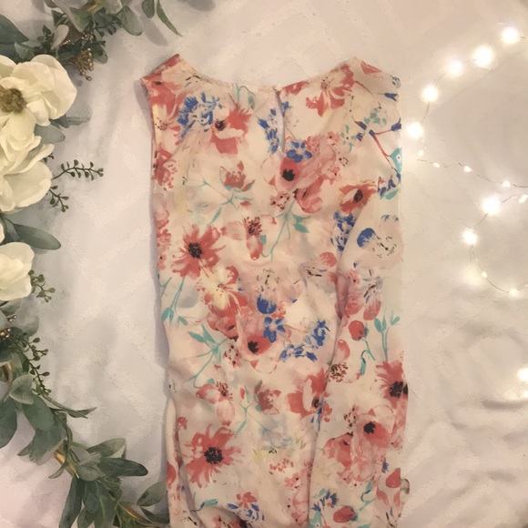 ELLE Floral Blouce - Picture 3 of 6